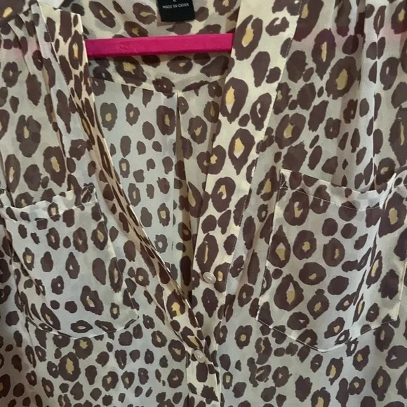 Moda cheetah print size large 100 percent polyester colors brown yellow cream. - Picture 9 of 12